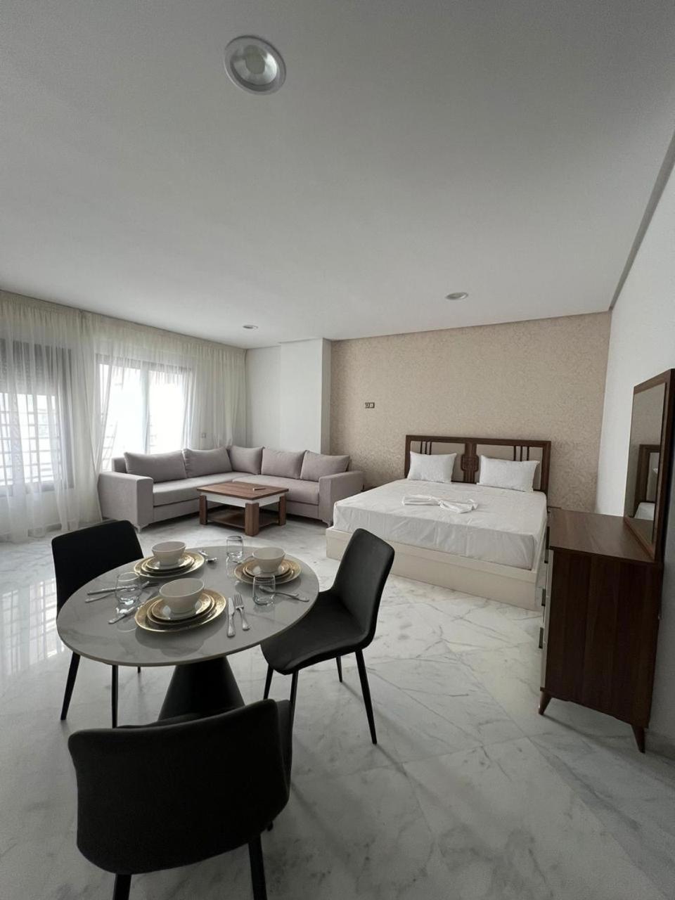 Luxe Tanger Lägenhet Exteriör bild